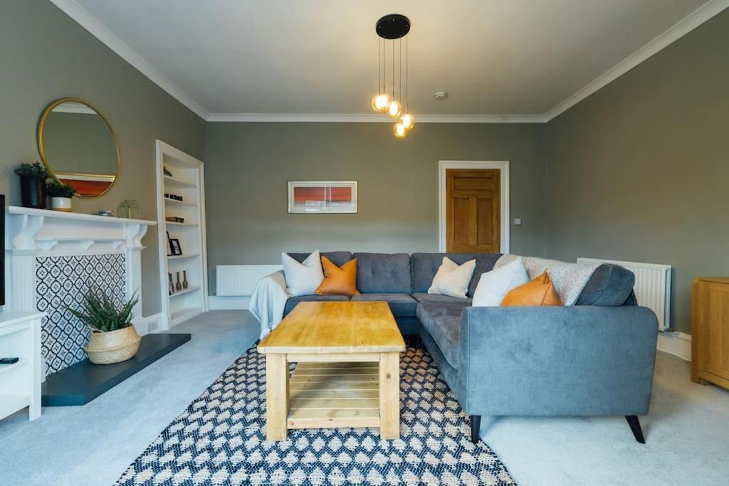 סטירלינג The Riverside Apartment מראה חיצוני תמונה